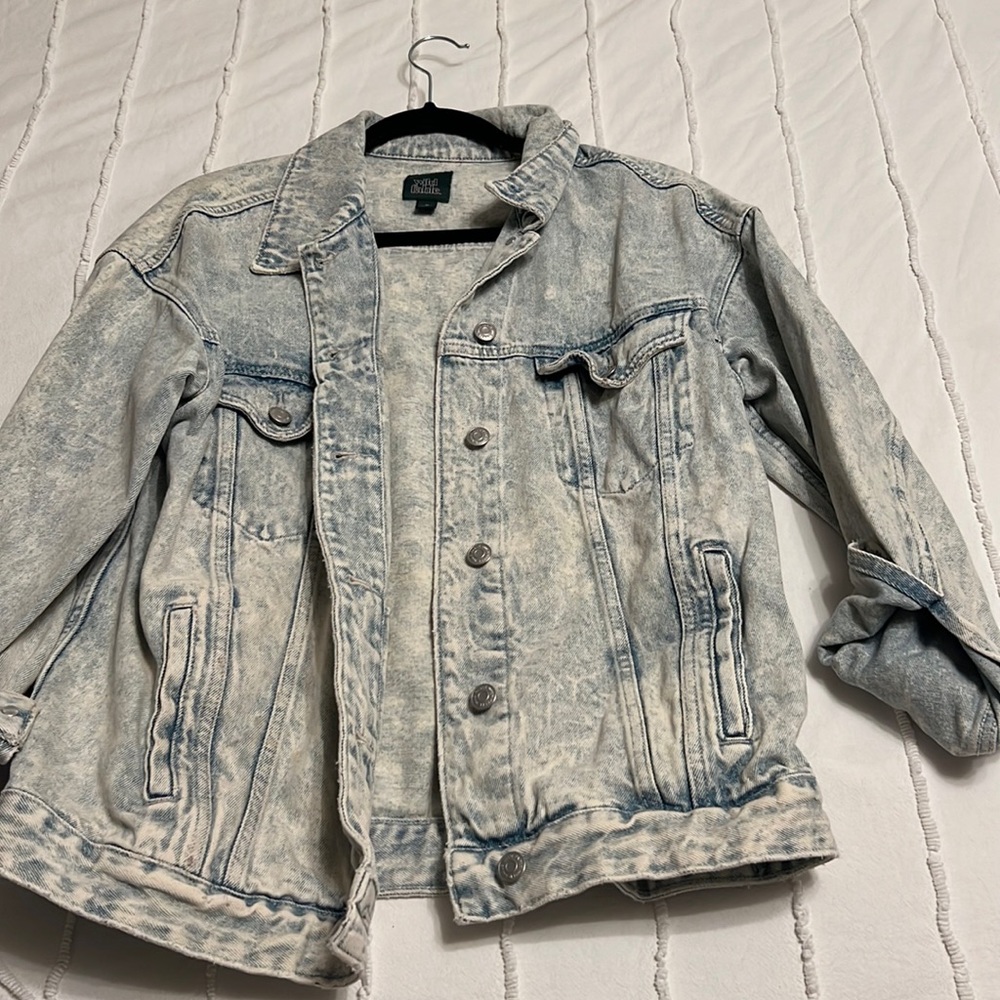 Target Wild Fable Jean Jacket Size Medium